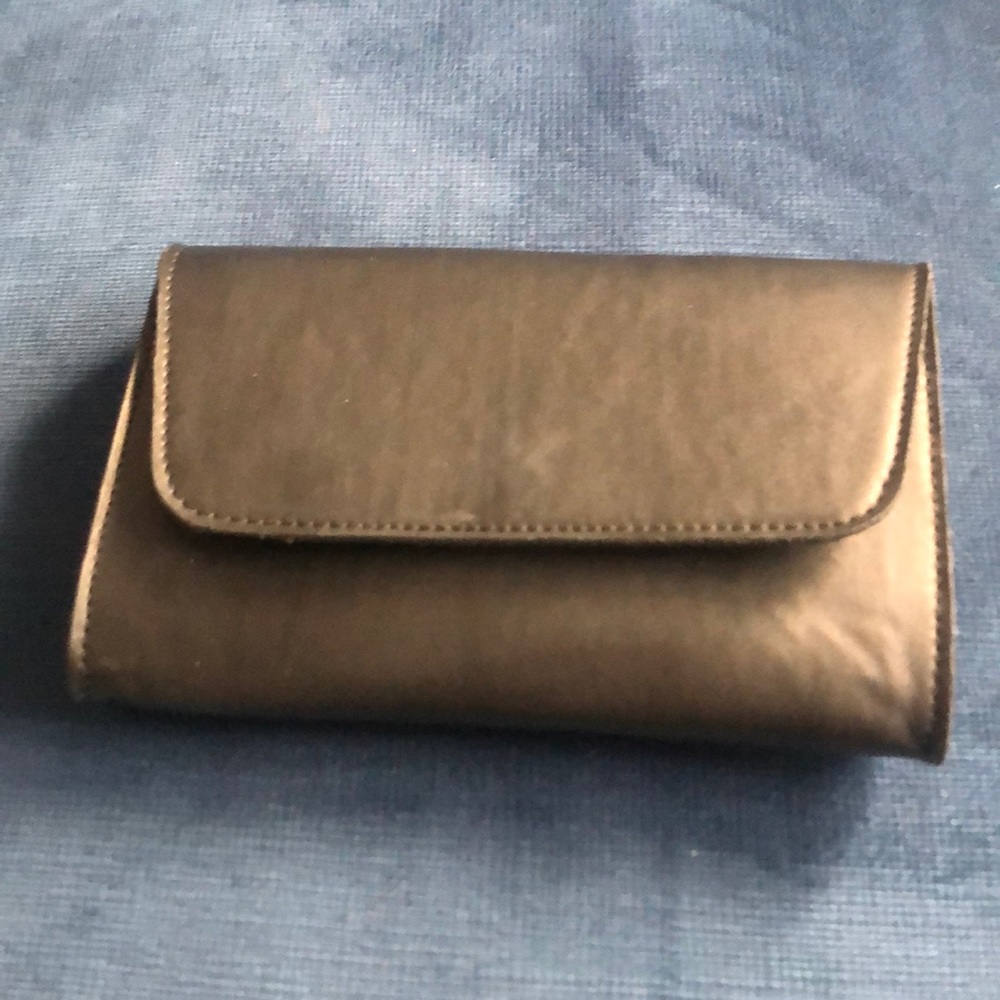 BLACK CLUTCH PURSE